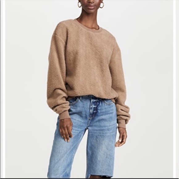 Good American Sherpa Boyfriend Sweatshirt - Picture 2 of 7